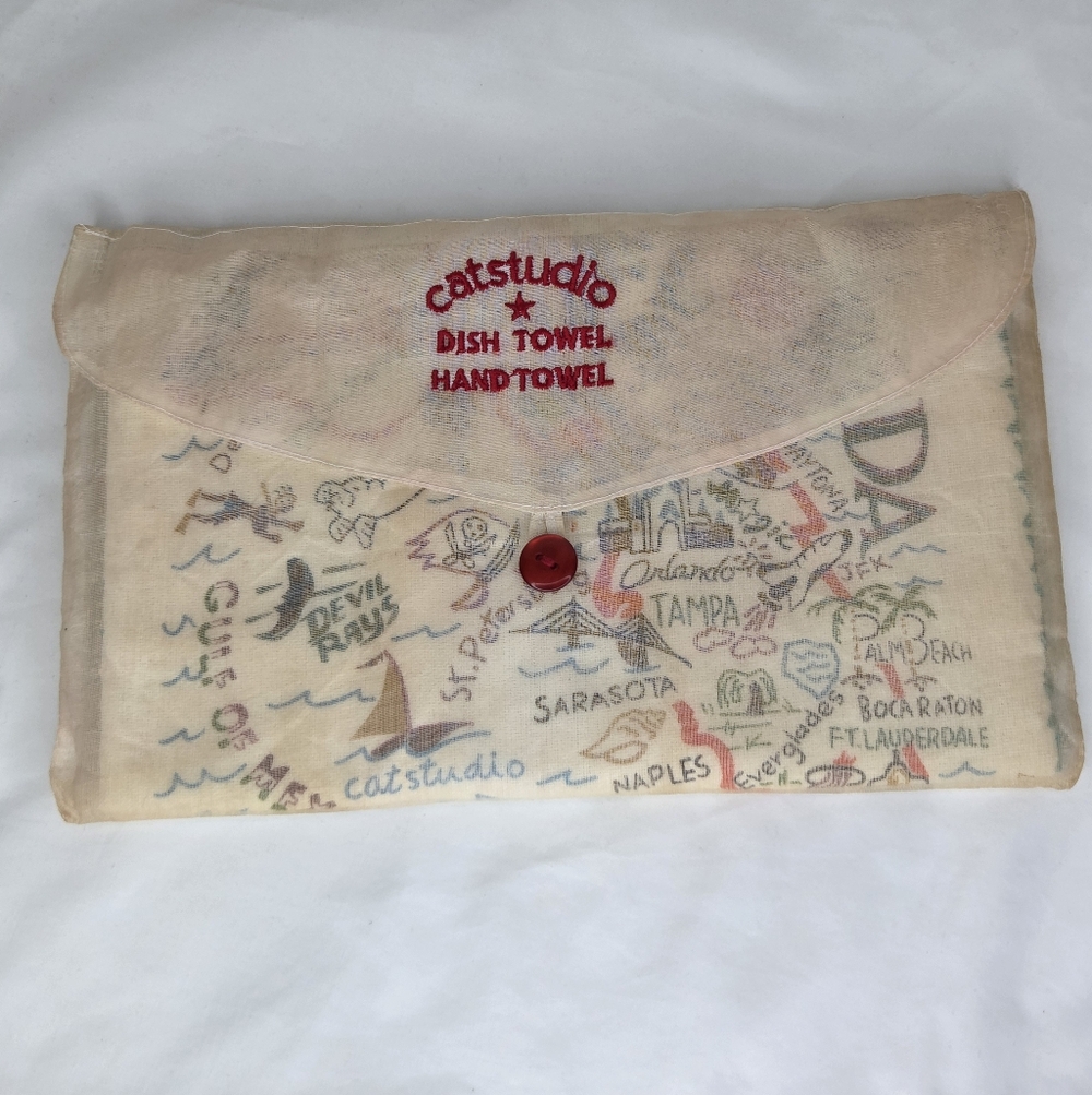NWOT Catstudio Size 22"x28" Hand/Dish Towel-Miami Themed Towel 100%cotton - Picture 1 of 12